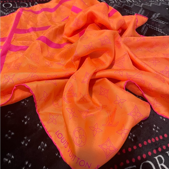 Authentic Louis Vuitton + Robert Wilson Orange Pink Silk Scarf - Picture 1 of 1